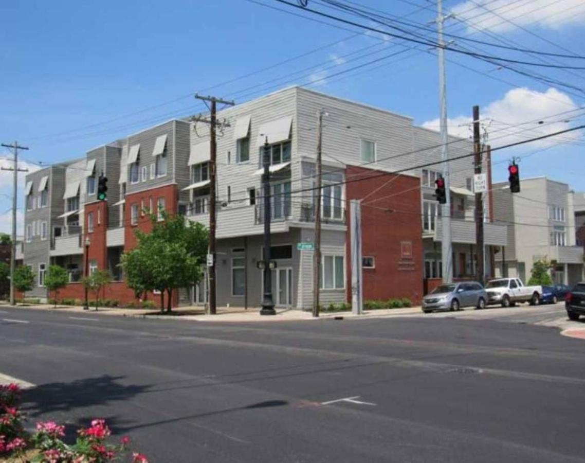 Frontdesk Nulu Apts Louisville Exterior photo